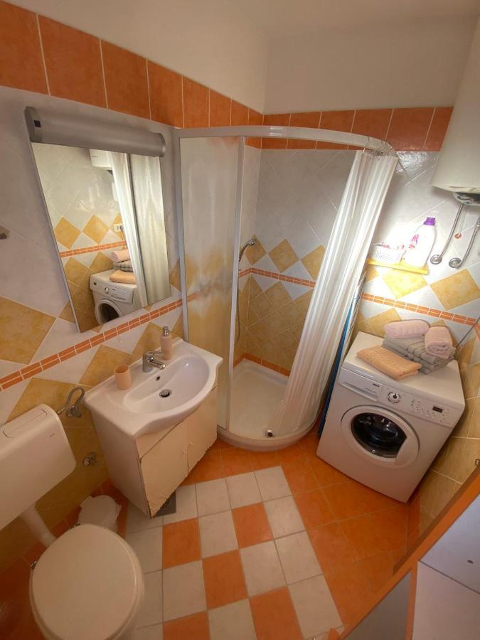 Apartma Brnistra Ginestra Koper Exteriör bild